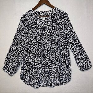 Amour Vert Silk Leopard Print Women's Top